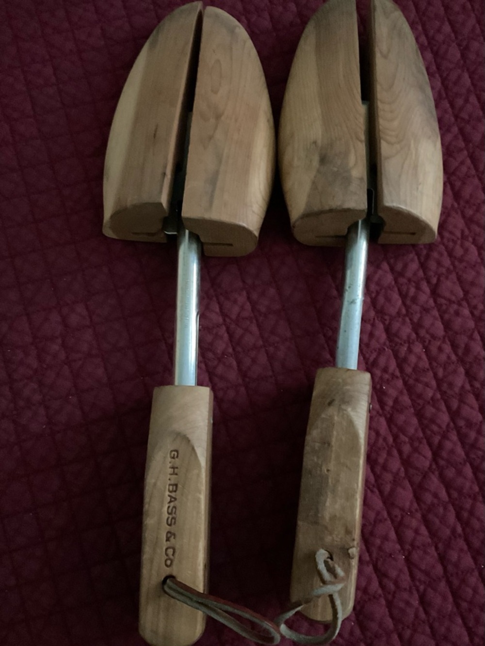 G.H. Bass & Co. Cedar Shoe Trees - Natural Wood, Silver Metal